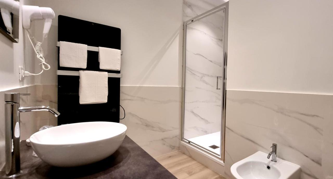 B&B Lorena Suites Firenze Bagian luar foto