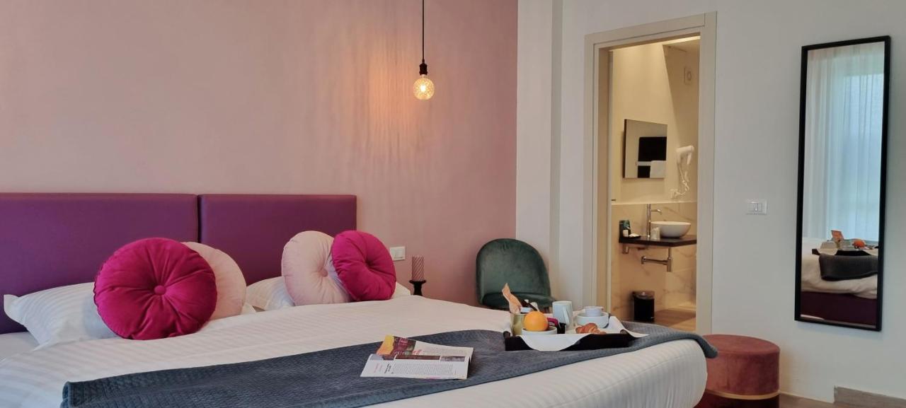 B&B Lorena Suites Firenze Bagian luar foto